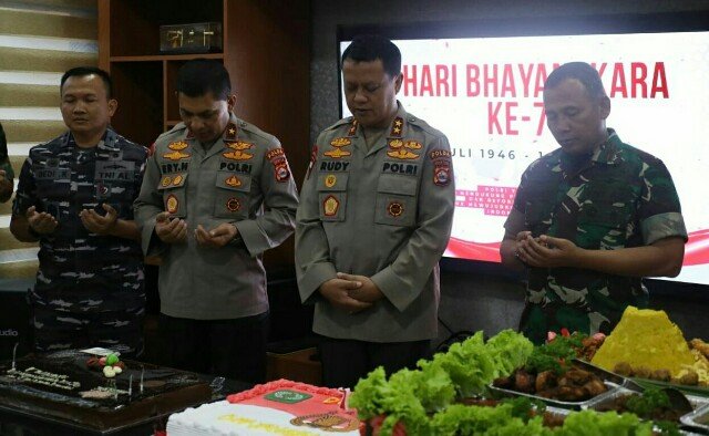 Hari Bhayangkara ke-76, Danrem 064/MY dan Danlanal Kejutkan Polda Banten