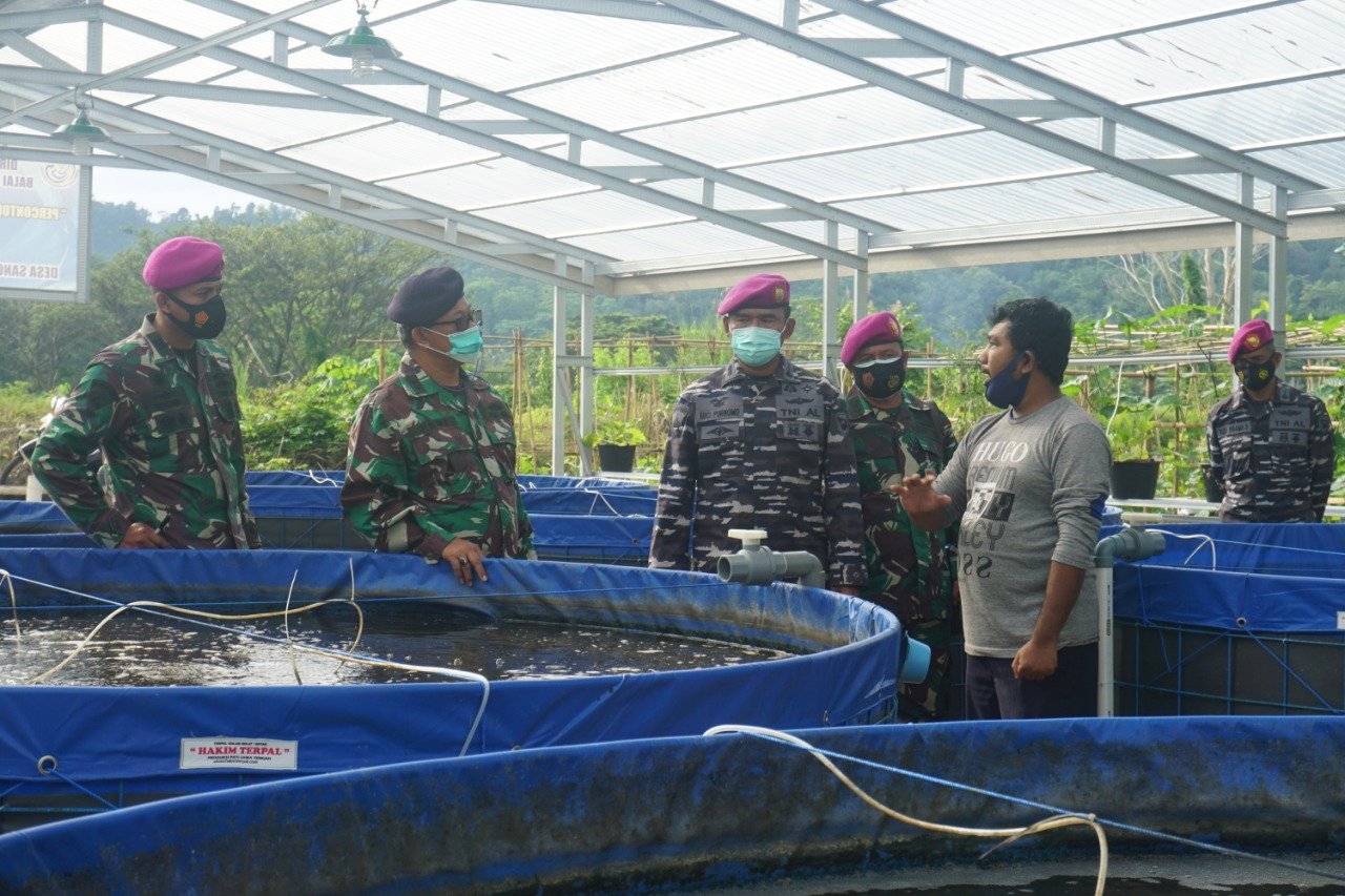 Dispotmar TNI Tinjau Brigif 4 Marinir di Blitar