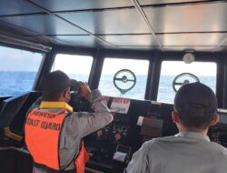 Bakamla RI Cari ABK KM Teman Niaga yang Tenggelam di Selat Makassar