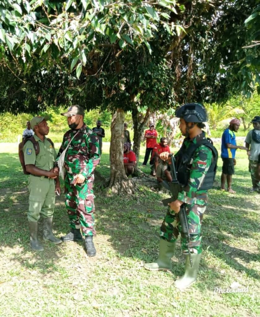 Yonif 126/KC Satgas Dekatkan Diri dengan Tokoh Masyarakat Perbatasan Papua