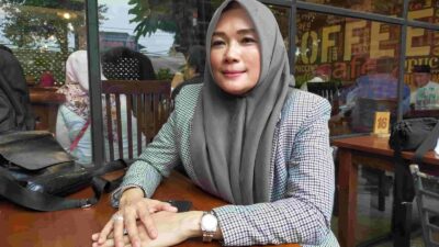 Dian Nufarida Submit Formulir Pencalonan Ketua Kadin Depok 2021-2026