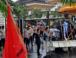 Polres Serang Kota Banten Amankan Unras LMND dan STN Sambil Awasi Prokes