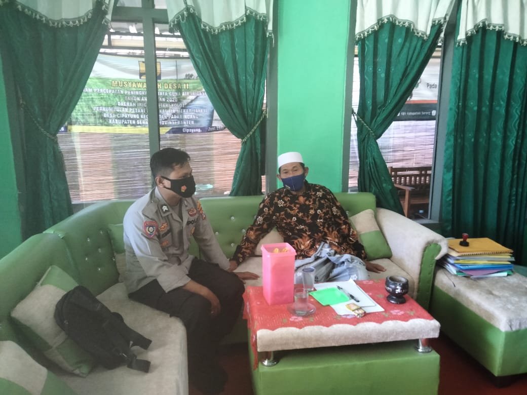 Polsek Padarincang Bangun Sinergi dengan Ulama Setempat
