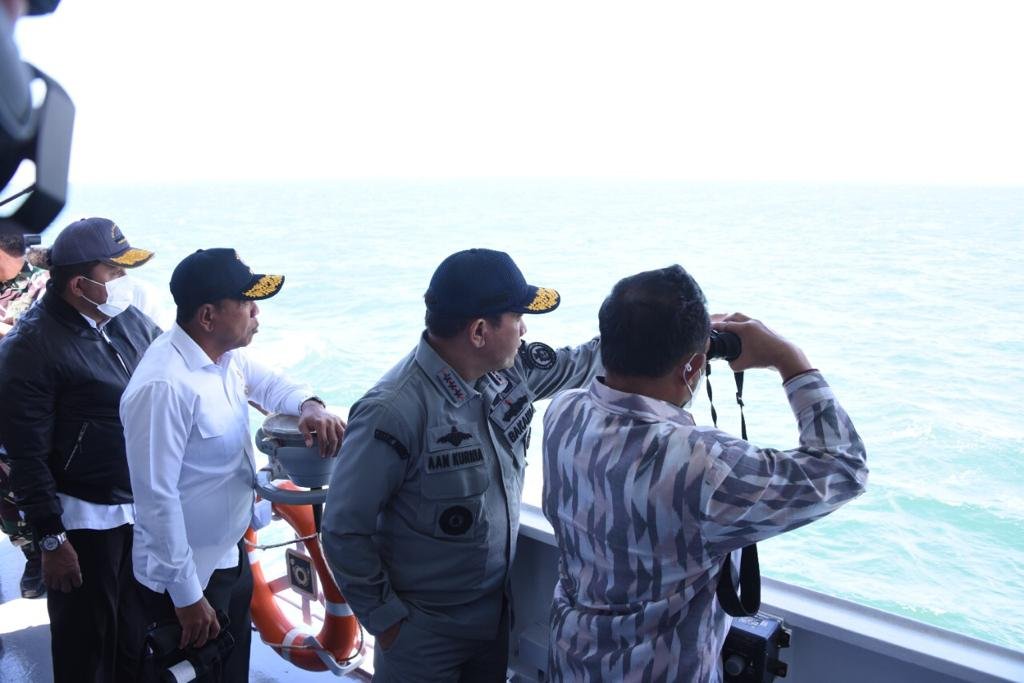 Kepala Bakamla Tinjau Karang Singa Bareng Mendagri Wamenhan dan Gubernur Kepri