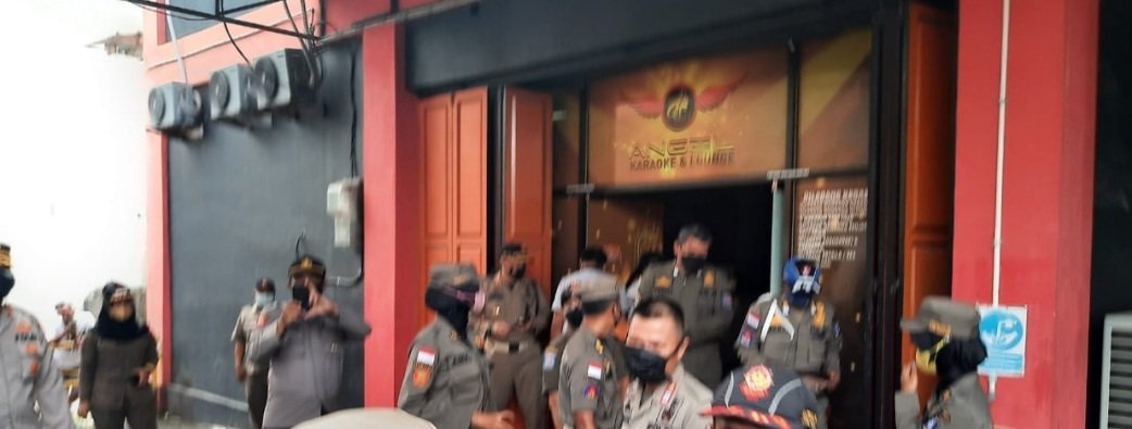 Polres Serang Kota Dampingi Pemkab Saat Kosongkan THM