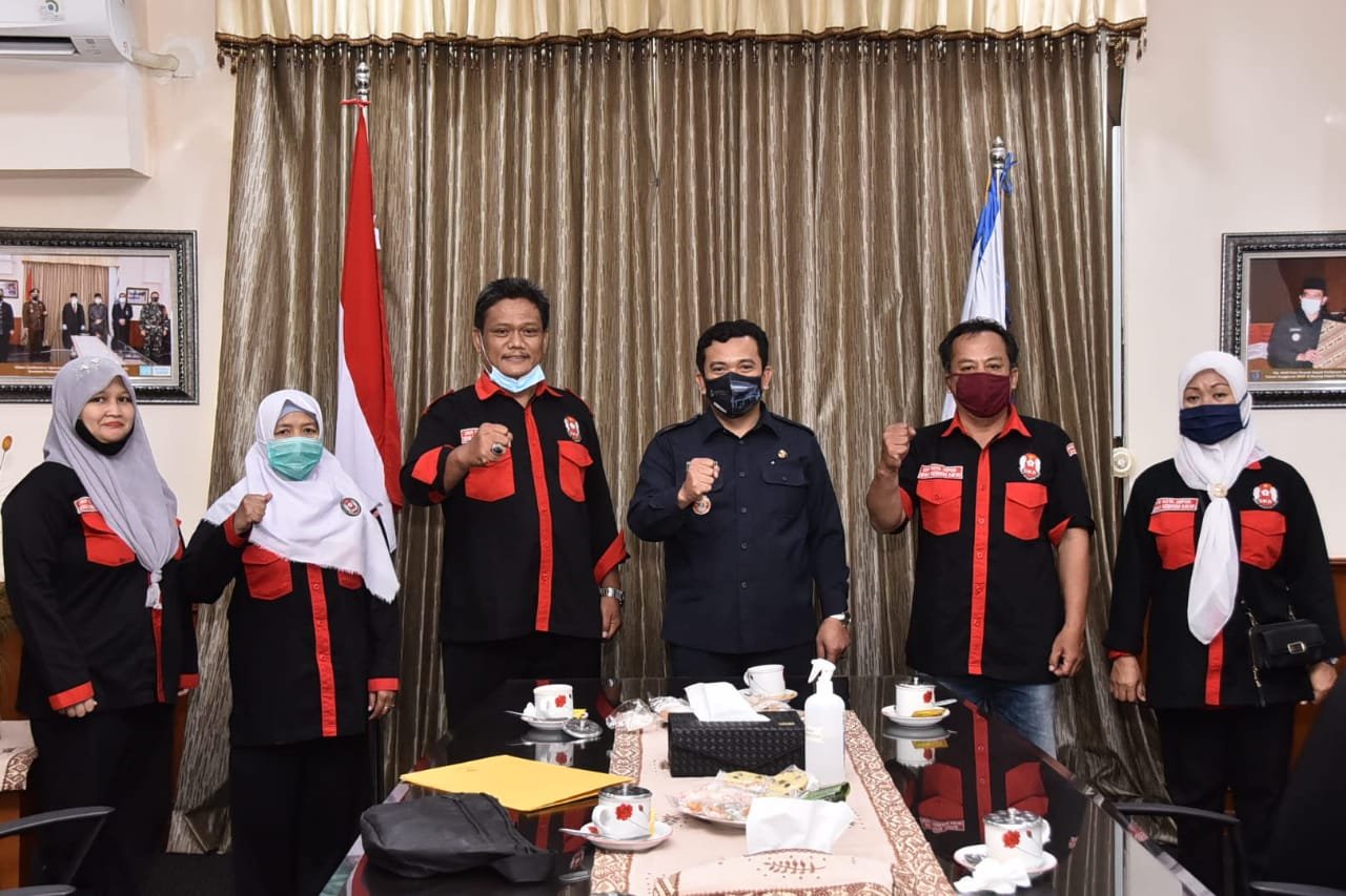 Pasukan DKR Temui Wali Kota Depok Minta Ijazah Siswa yang Disandera Dibebaskan