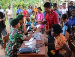 Satgas Yonif 411 Kostrad dan IDI Adakan Bakti Sosial di Perbatasan RI-PNG