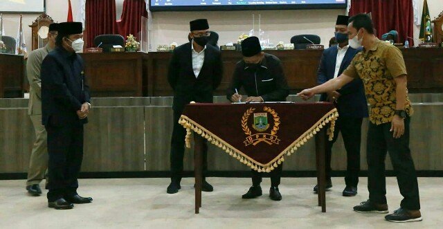 LKPJ Wagub Banten: IPM dan LPE di Atas Rata-rata Nasional, Kemiskinan dan Pengangguran Turun