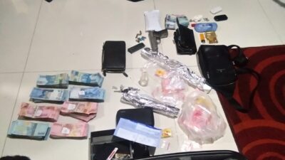 5 Pesta Sabu Tergrebek Petugas Gabungan Saat Asyik Menggunakannya