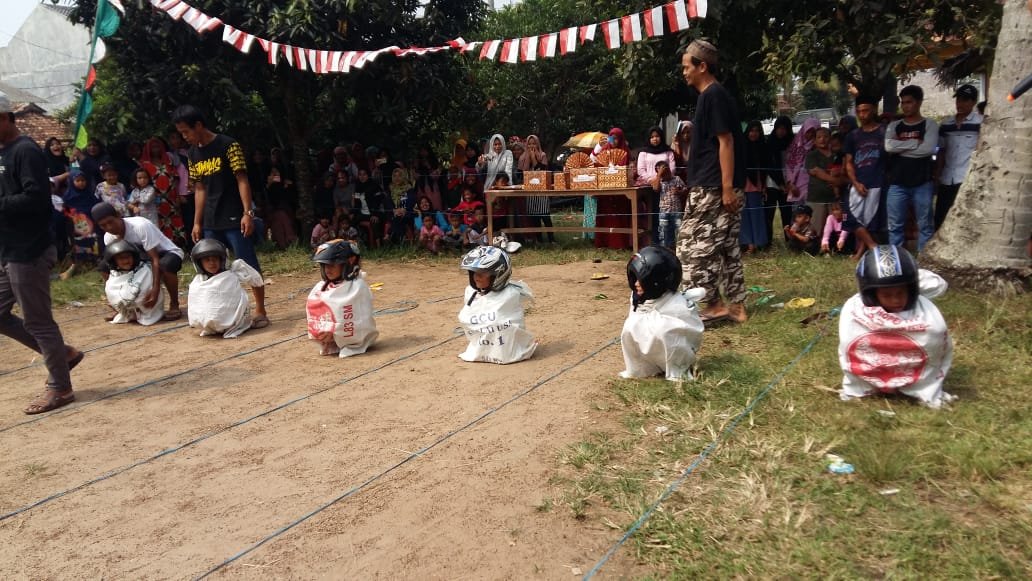 Warga Kampung Jamaka Keletak Rayakan HUT ke-75 RI