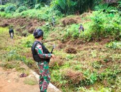 Satgas Yonif 126/KC dan Masyarakat Papua Gotong Royong Peduli Lingkungan