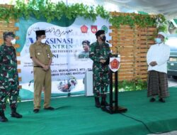 Panglima TNI Tegurkan Santri dan Warga agar Pakai Masker dan Disiplin Prokes