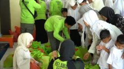 Yayasan Rahsyak Santuni Ratusan Yatim Piatu, Terima Sapi Istimewa dari Donatur Luar Negeri