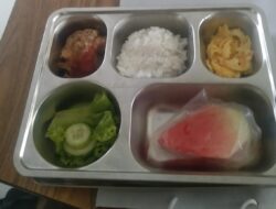 Siswa SMKN 7 Tangerang Protes Tahu Basi di Menu Makan Gratis