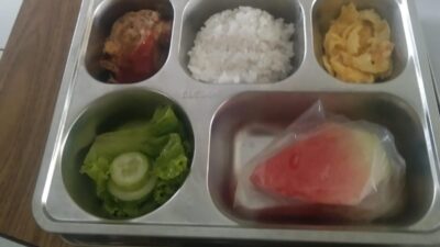 Siswa SMKN 7 Tangerang Protes Tahu Basi di Menu Makan Gratis