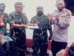 Danramil 05/BTG dan Ibu Persit Kartika Candra Kirana Beri Surprise ke Kapolsek Bantargebang
