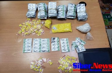 Bandar Obat Ilegal yang Berkedok Toko Kosmetik Dibekuk Polisi