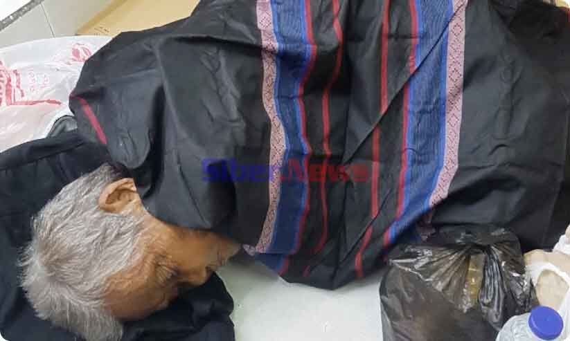 Nenek Paru Bayah Tersesat Tidur di Pinggir Jalan Serang-Cilegon