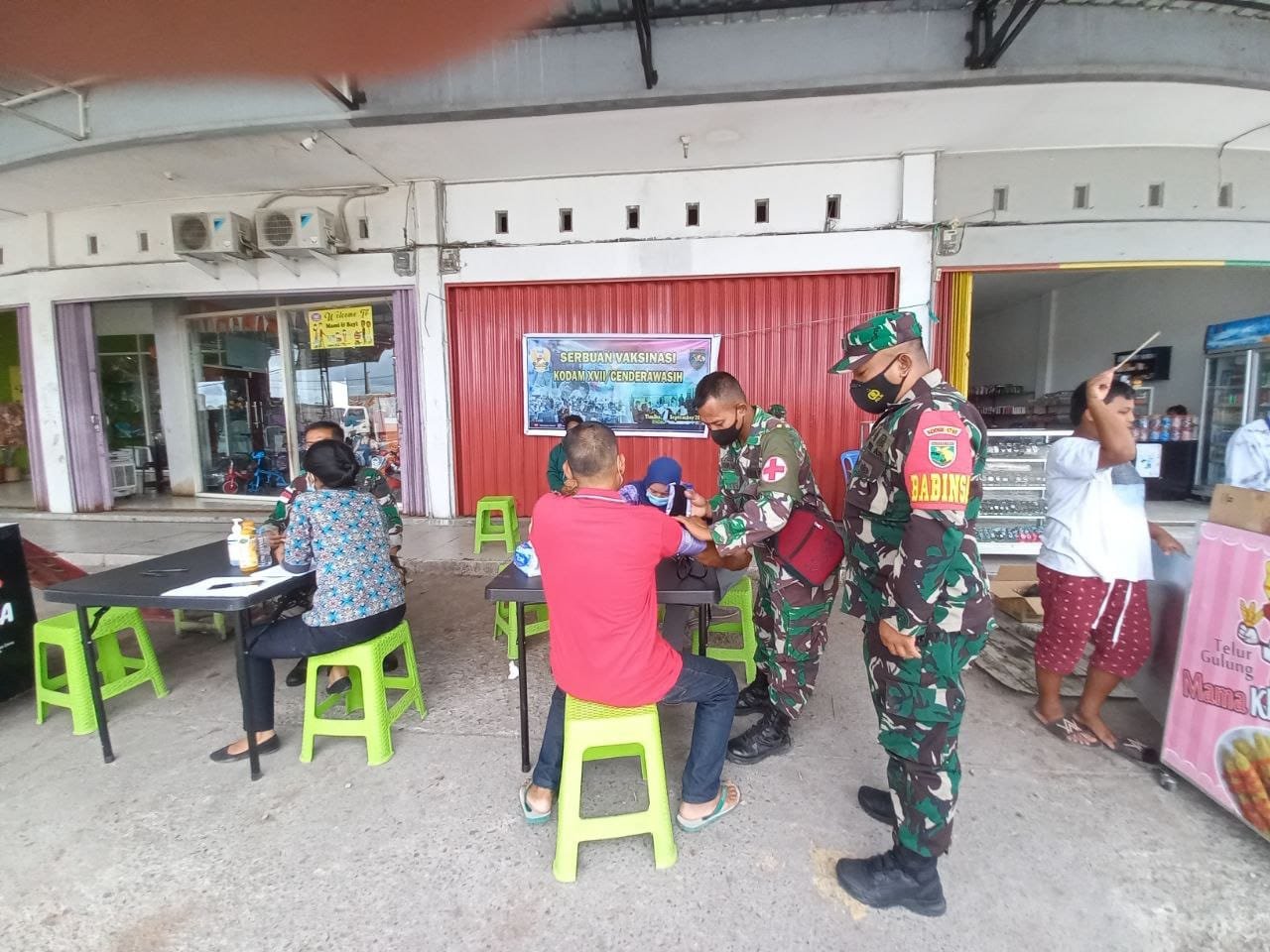 Strategi TNI di Mimika Percepat Vaksinasi Massal