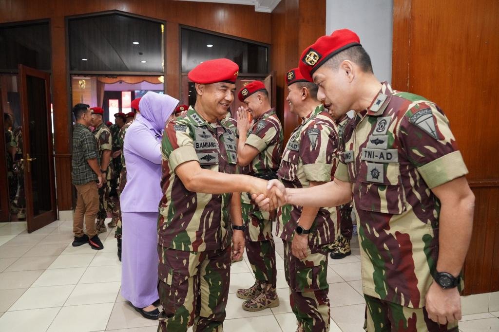 Berita Foto: Kasum TNI Hadiri Peringatan HUT Ke-71 Kopassus
