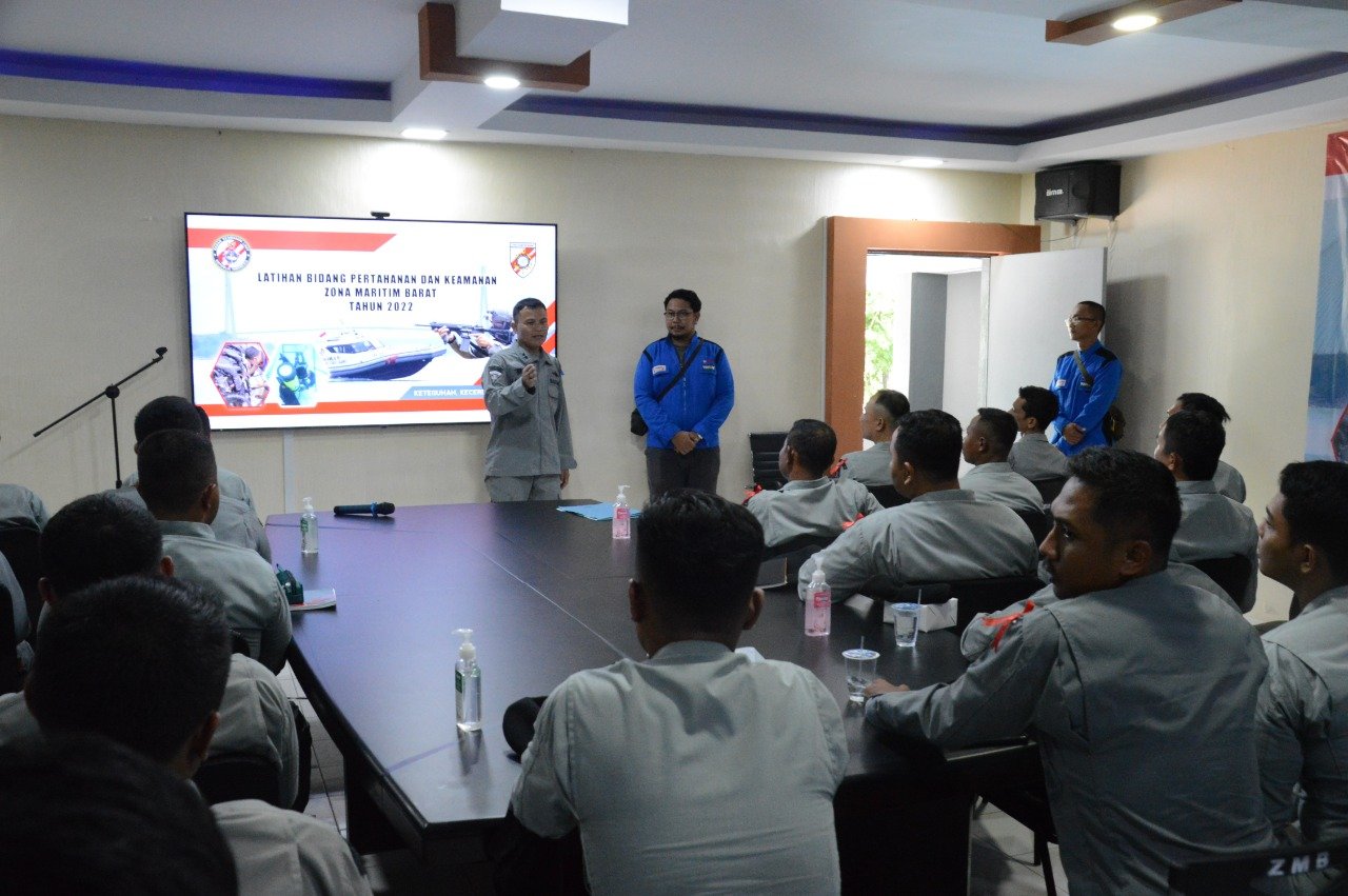 Bakamla RI Latih Personel Zona Barat soal Pertahanan dan Keamanan Laut