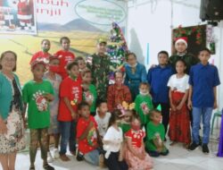 Hadiri Ibadah Natal Gereja El Shaday, Dansatgas Yonif MR 413 Kostrad Sampaikan Harapan