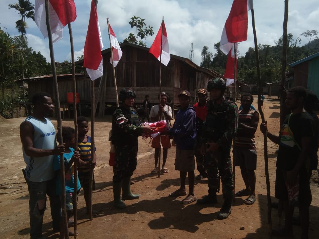 Kibarkan Merah Putih di Ujung Perbatasan