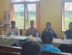 Sinergi Babinsa dan Bhabinkamtibmas Koramil 1710-02/Timika Gelar Pertemuan Rutin Bersama Warga