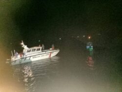 Bakamla RI Temukan Longboat Mesin Mati di Perairan Tanjung Tamedan