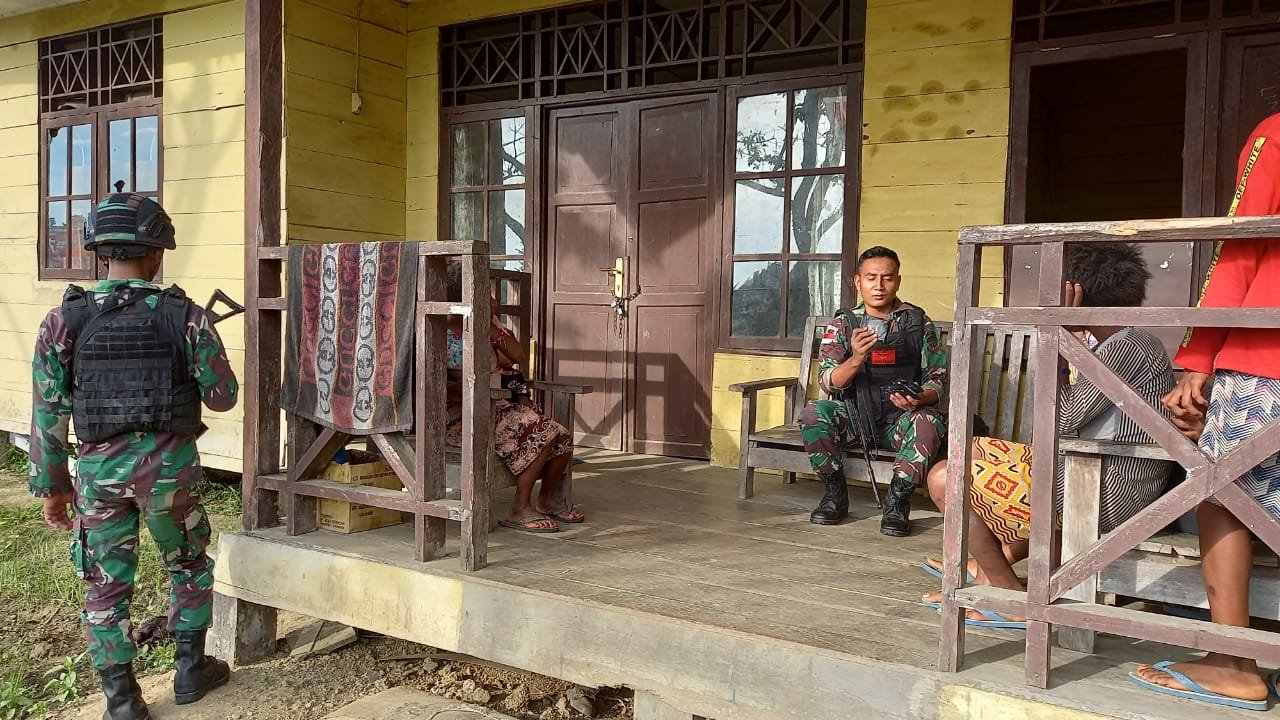 Yonif 126/KC Bina Silaturahmi Lewat Kegiatan Komunikasi Sosial