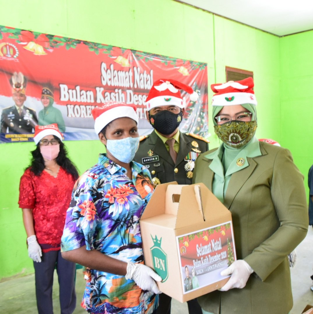 Danrem Merauke Kunjungi Anak Panti di Bulan Kasih Natal, Bagikan Bingkisan