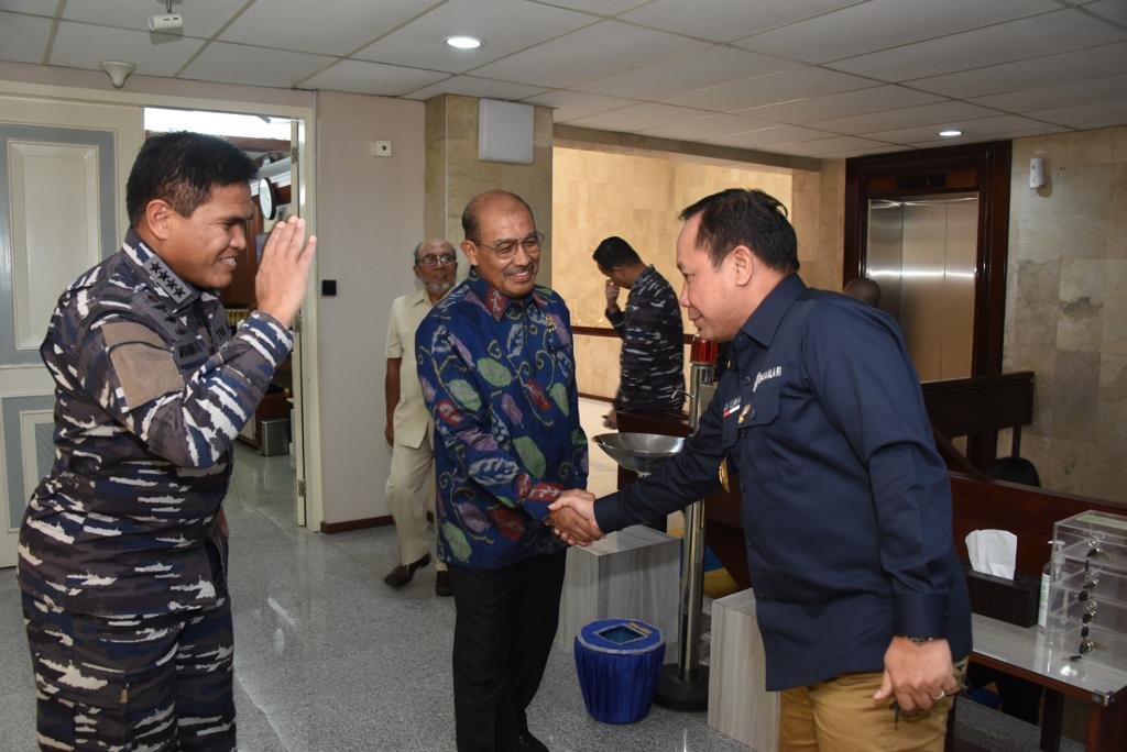 Sinergi Bakamla RI dan TNI AL, Kepala Bakamla Temui Kasal di Mabesal