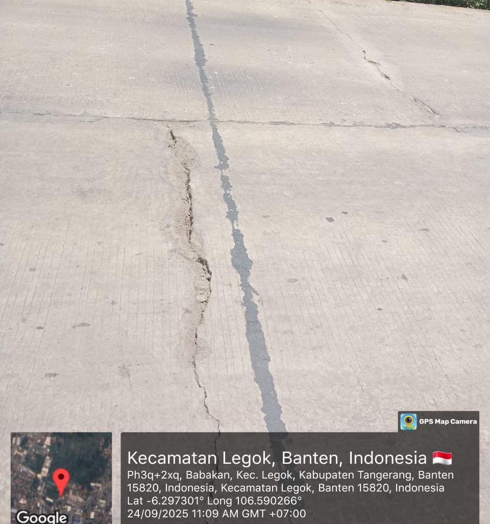 Proyek Jalan Jatake Diduga Asal Jadi, Baru Selesai Sudah Rusak Parah