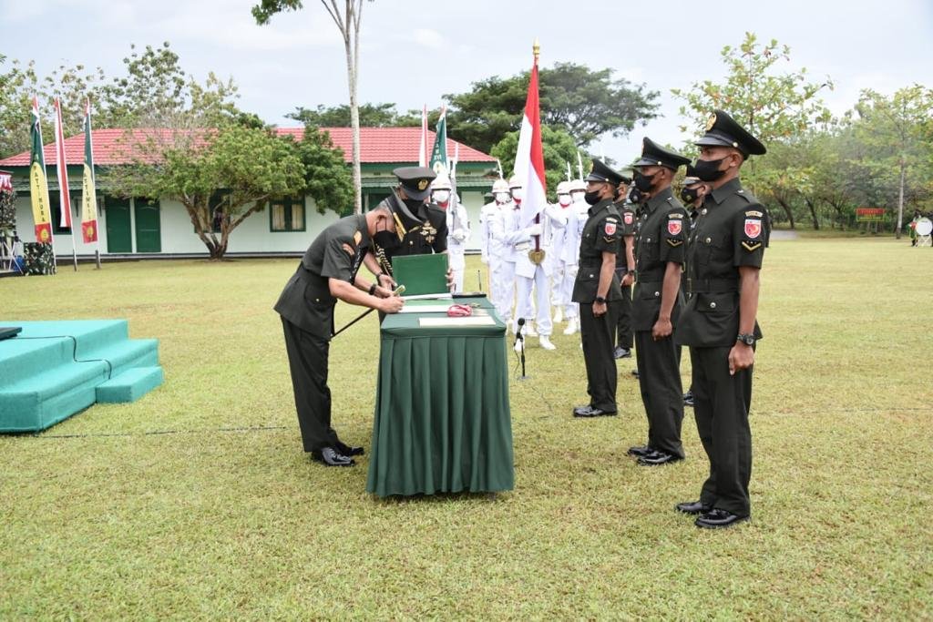 Pangdam Lantik 136 Bintara Remaja: Jadilah Pejuang Sejati
