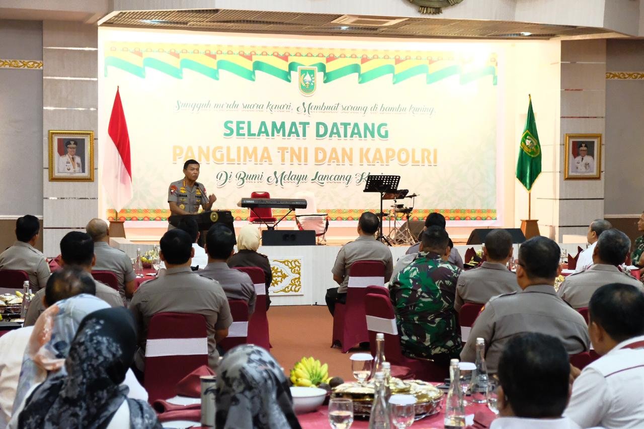 Kapolri: Tangani Karhutla dengan Hati Bersih dan Ikhlas