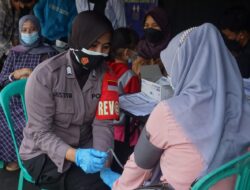 Kapolres Pandeglang Syaratkan Vaksinasi bagi Penerima Bantuan