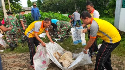 Polsek Panongan Peduli Kesehatan: Bakti Sosialisasi Hidup Sehat Cegah Covid-19