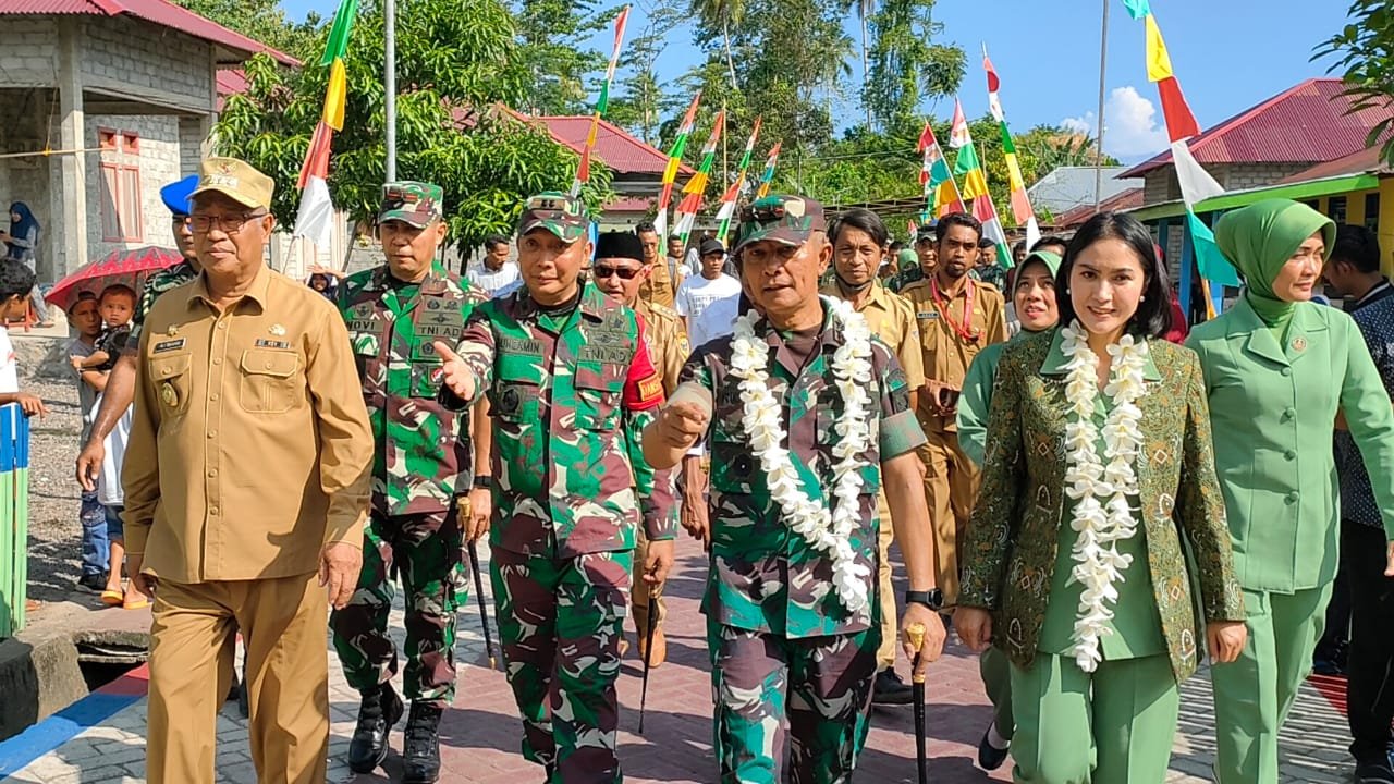 Pangdam XVI/Pattimura: TMMD Wajib Adaptif Ikuti Perkembangan Terkini