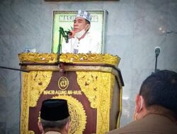 HUT Ke-18 Ogan Ilir, Drs KH Mudrik Qori Jadi Khotib Jumat di Masjid Agung An-Nur