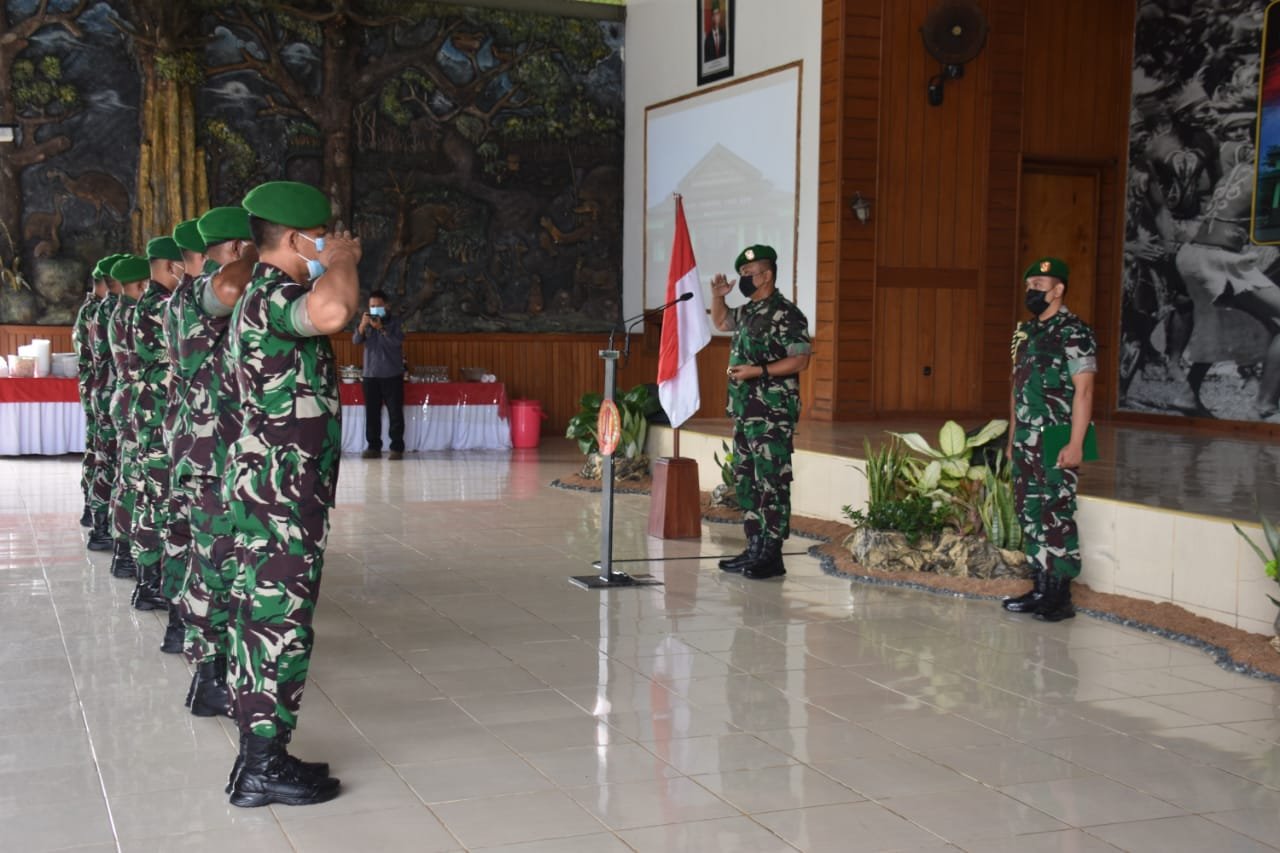 213 Personel Korem 174 Merauke Promosi Pangkat