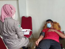 SPKKL Sambas Bakamla Donor Darah HUT ke-50 Basarnas