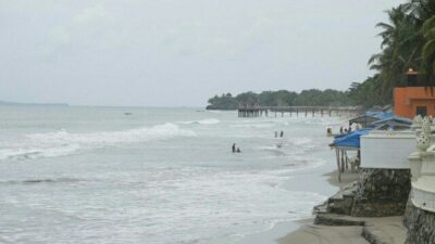 Bupati Serang Pastikan Anyer Aman, Warga Jangan Percaya Isu Negatif