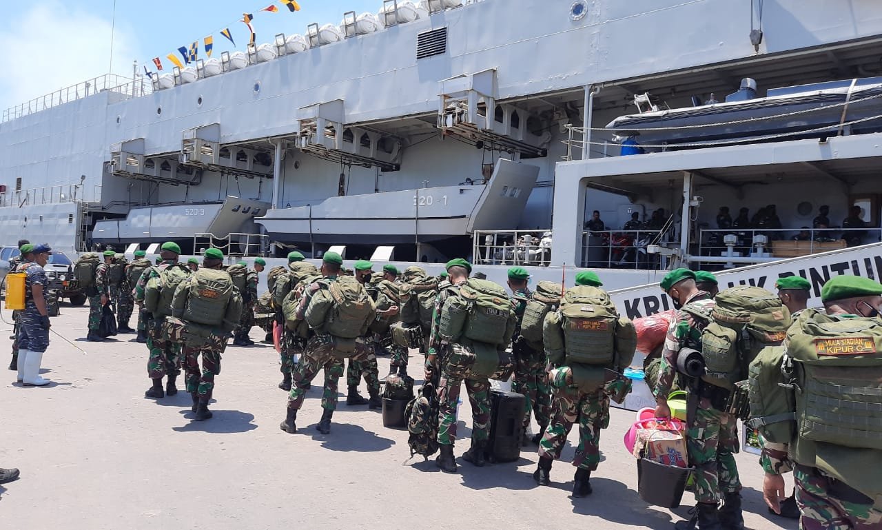 900 Personel Satgas Pamtas RI-PNG Yonif 122/TS dan 611/AWL Purna Tugas