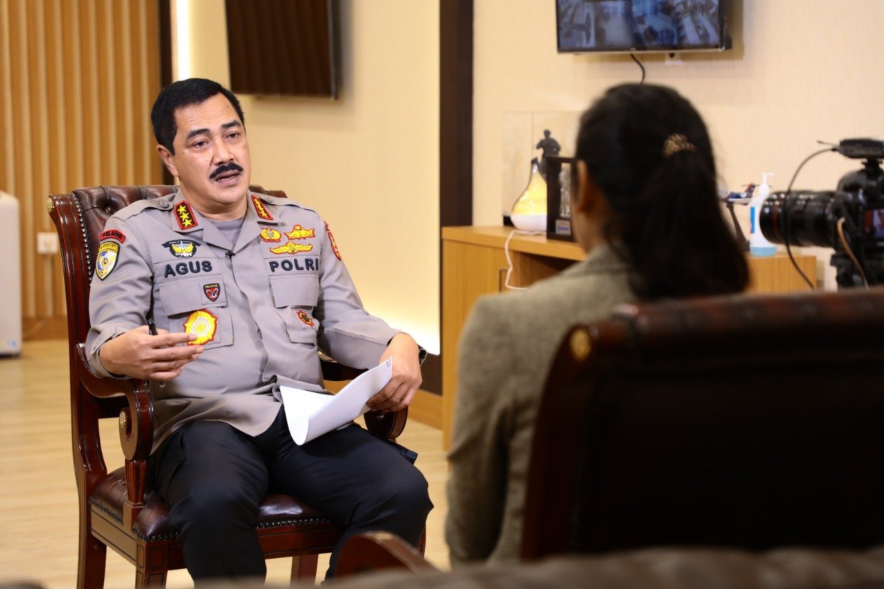 Komjen Agus Andrianto Ingatkan Pentingnya Hidup Berdampingan dengan COVID-19