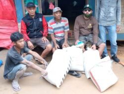 Warga Kampung Nangewer Cibitung Serahkan Bantuan