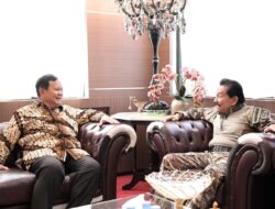 Prabowo Ziarah ke Sesepuh TNI Saat Lebaran, Kunjungi Try Sutrisno hingga Wiranto