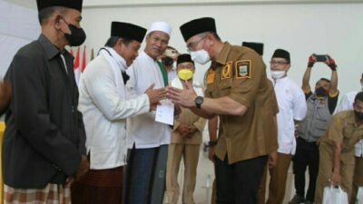 Wagub Banten: Zakat ASN Pemprov Capai Rp1,7 Miliar per Bulan
