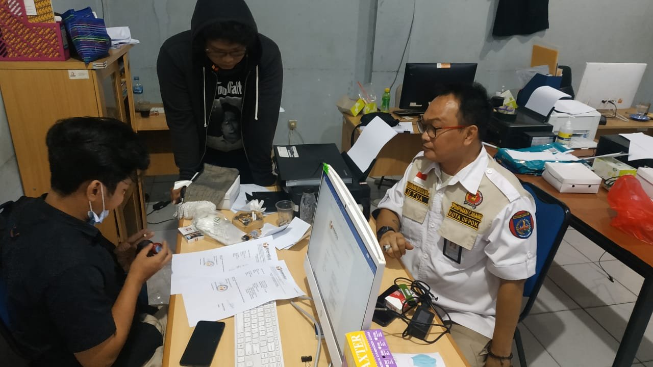 Tim Advokasi Pradi-Afifah Laporkan Dugaan Money Politik Pilkada Depok 2020