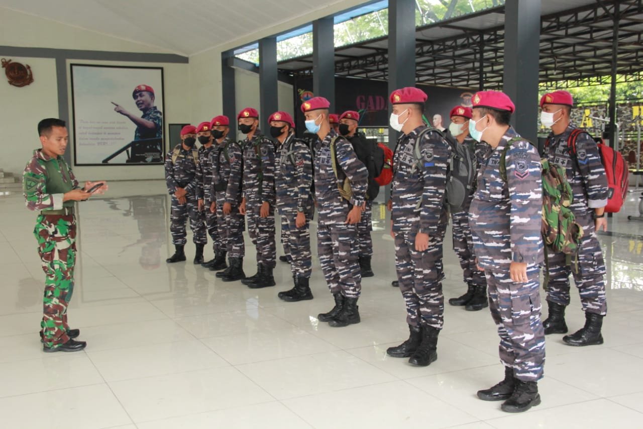 Panglima TNI Antar 30 Nakes ke Aglomerasi Sumedang