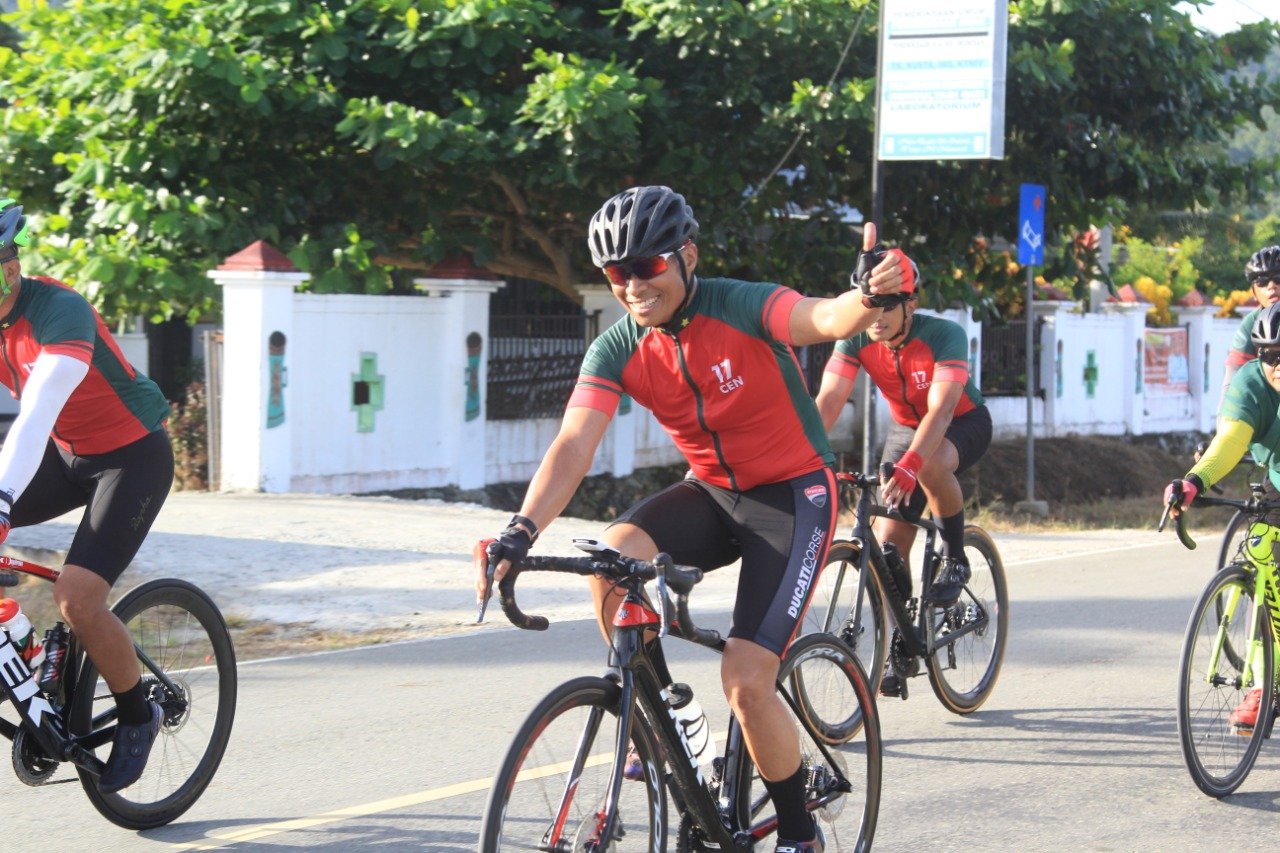 Pangdam XVII/Cenderawasih Gowes 110 Km Bersama Anggota